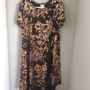 LuLaRoe elegant Carly dress